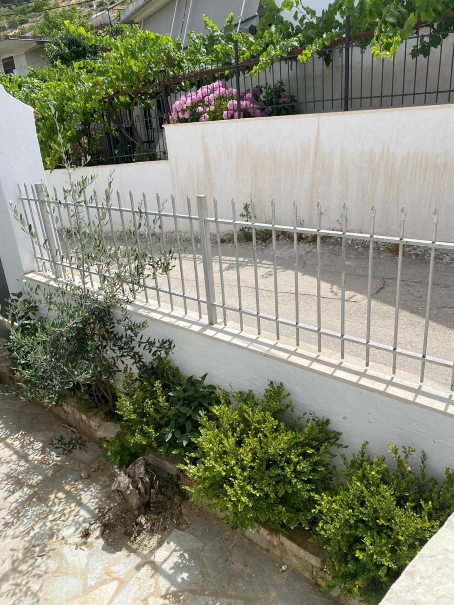 Vila Katalea Gjirokaster Exterior photo